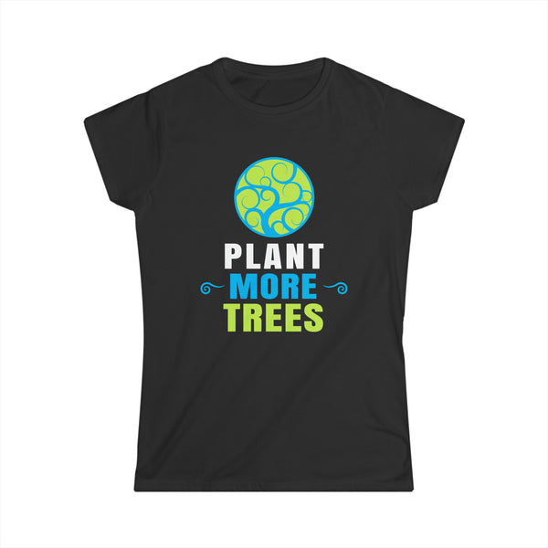 Arbor Day Tree Hugger Tree Care for a Happy Arbor Day Womens Shirt