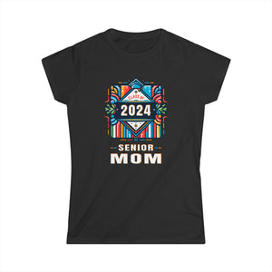 Proud Mom of a Class of 2024 Graduate 2024 Senior Mom 2024 Womens T Shirt