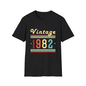 Vintage 1982 TShirt Men Limited Edition BDay 1982 Birthday Mens T Shirt