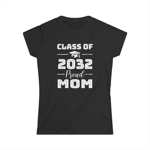 Class of 2032 Senior 2032 Graduation Vintage School Mom 2032 Womens T Shirts