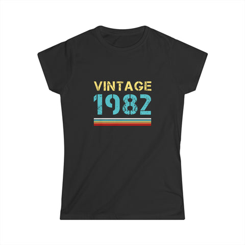 Vintage 1982 T Shirts for Women Retro Funny 1982 Birthday Womens Shirts