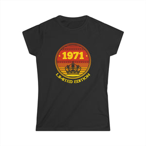 Vintage 1971 TShirt Women Limited Edition BDay 1971 Birthday Womens T Shirts