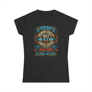 Vintage 1977 T Shirts for Women Retro Funny 1977 Birthday Womens Shirts