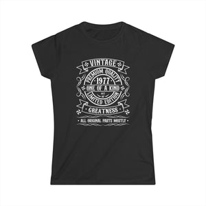 Vintage 1977 T Shirts for Women Retro Funny 1977 Birthday Women Shirts