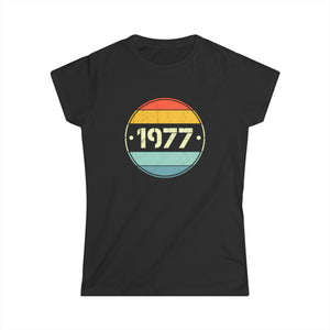 Vintage 1977 Birthday Shirts for Women Funny 1977 Birthday Womens T Shirt