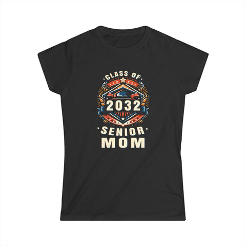 Proud Mom Class of 2032 Mom 2032 Graduate Senior Mom 2032 Shirts for Women